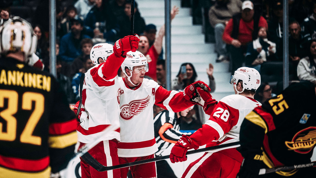 RECAP: Detroit puts forth 'a pretty good night,' pushes point streak to six straight games with 5-2 victory in Vancouver
