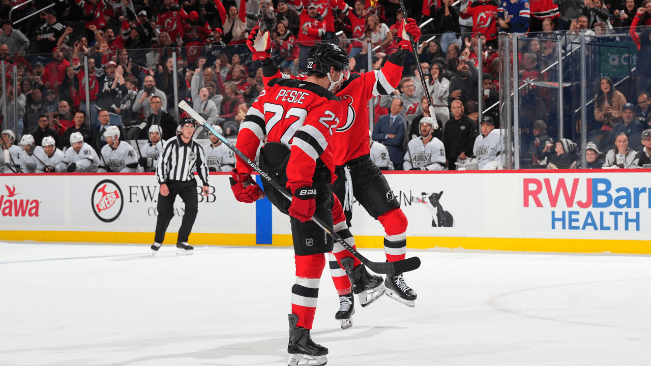 Pesce breaks tie in third to boost Devils past Kings
