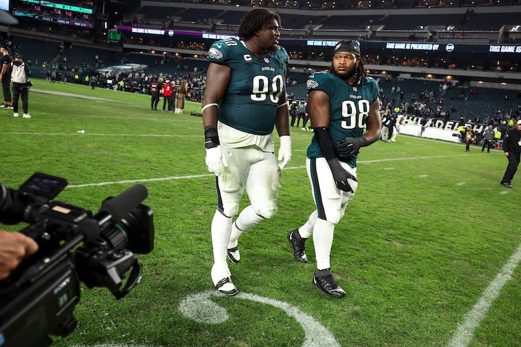 Jordan Davis (center) and Jalen Carter (right) were at the center of a defensive meltdown against the Cowboys on Monday night.