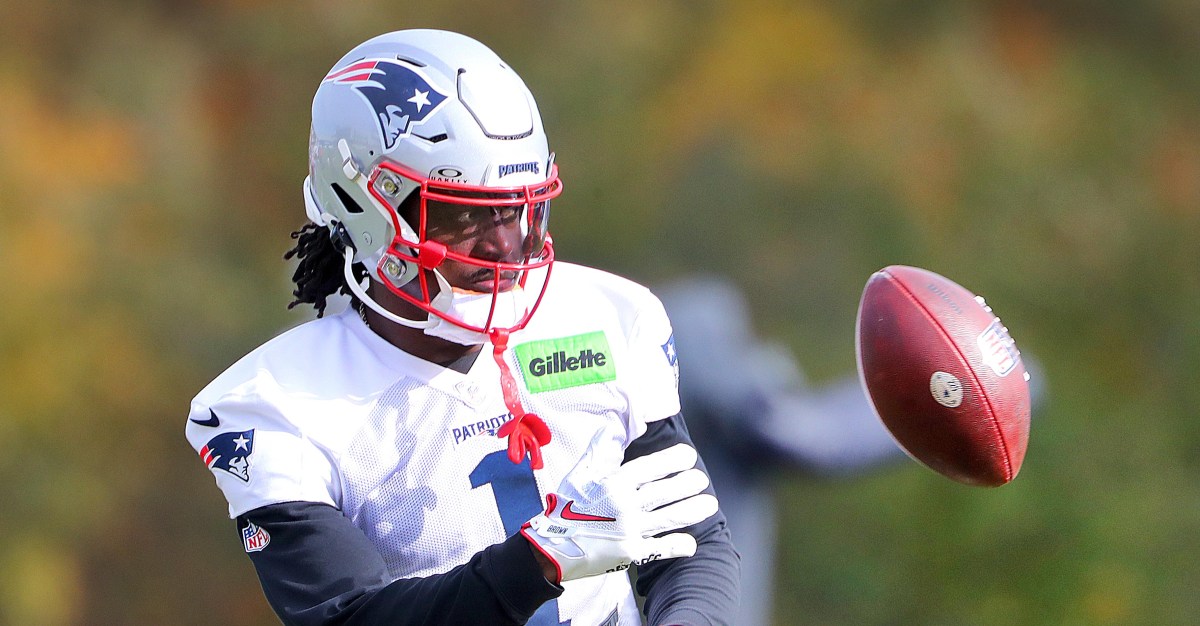 Patriots coaches not ringing alarm bells over A.J. Brown